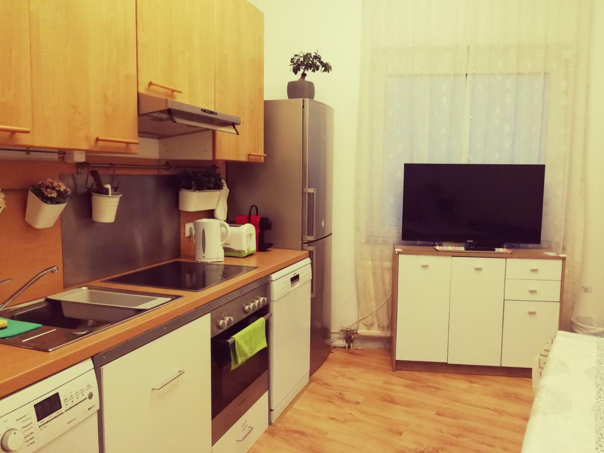 Jungle Apartment Vienna Self Check-In エクステリア 写真